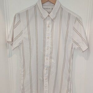 Abercrombie & Fitch Collar Lightweight Striped Button-down Camp Shirt